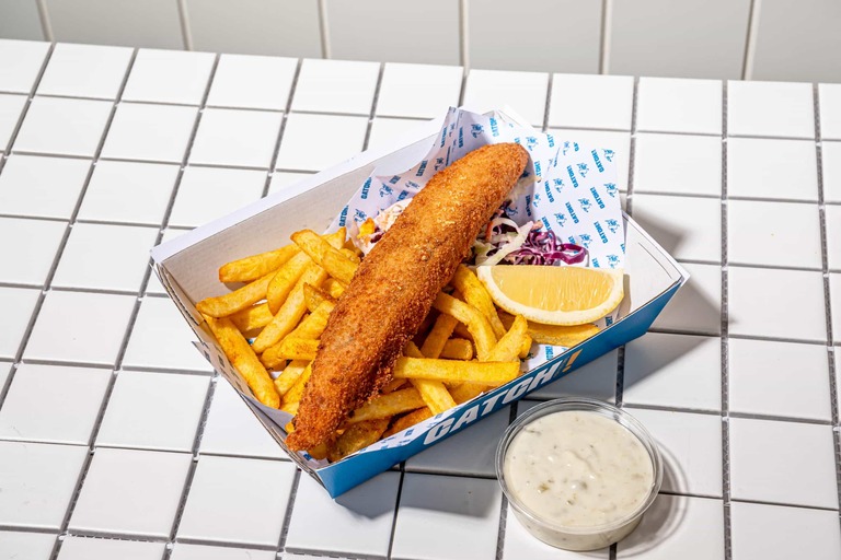 HOKI-CRUMBED-WITH-CHIPS-scaled (2) (1)